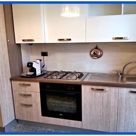 La Casa Di Anna A Due Passi Dal Mare... E Non Solo Apartment Vado Ligure Luaran gambar