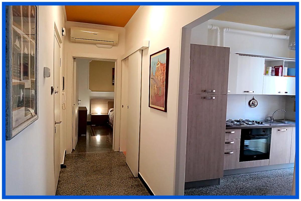 La Casa Di Anna A Due Passi Dal Mare... E Non Solo Apartment Vado Ligure Luaran gambar