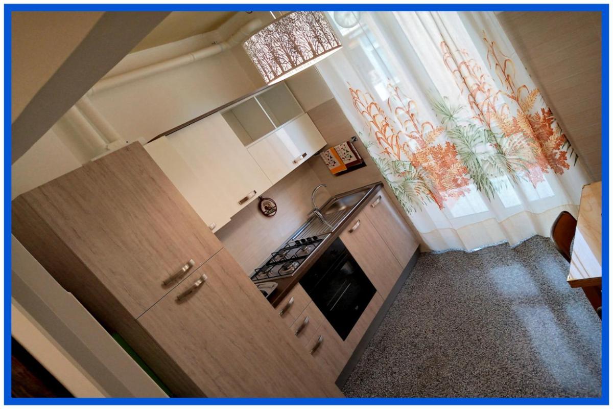 La Casa Di Anna A Due Passi Dal Mare... E Non Solo Apartment Vado Ligure Luaran gambar